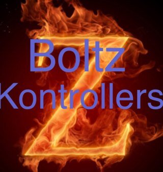 All of our (xbox only) controllers are made by Zeus (@ZToTheEUS) and his crew. And yeah, we have modded controllers as well =)