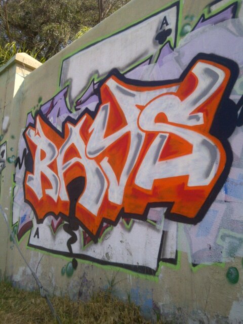 graffiti and money with many different thingz. music production to mixing and syncing bells n ringz. touch the stars