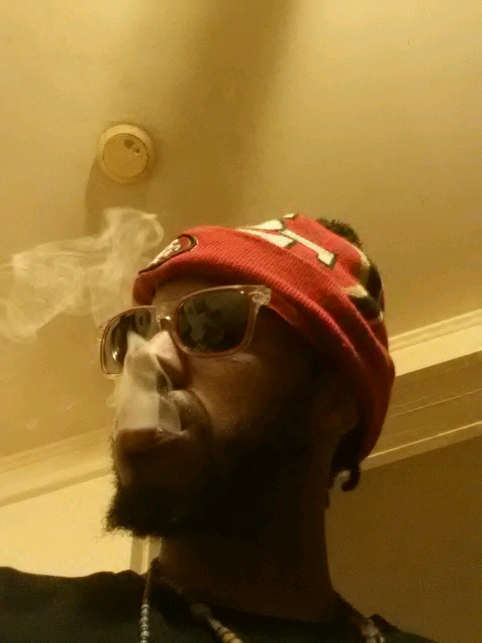 Loudfellaz's profile picture. 