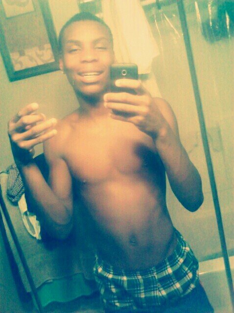  CEO  ⇨  YSN  ⇦  VilleBoi   YRN  Yøūñg Rīçh Nīggås  - Coffee & Codeine -   Money , Power , Loyalty  S.I.P. Thomas Graham (P.I.C.) #F.BG.M.