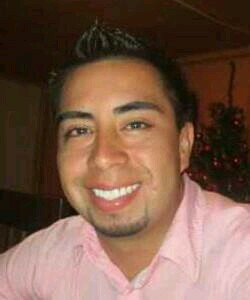 Naci el 3 de Marzo de 1987 en Viña del Mar, tengo 24 años, mi nombre es Cristopher Maximiliano Ceballos Morales, mis padres son Rolando y Viviana.