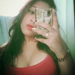 não tenho religião eu sou o que sou eu sou uma Rastafari...e isso não é religião,
isso é vida , uma pessoa com muita paz no coração , falow-me :)
