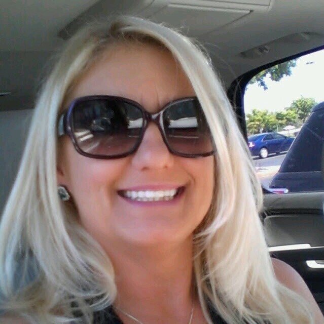 DonnaHaynes6's profile picture. Wife, Mother, Nana & CEO. Each day is 1 day closer to that house on the beach in Kauai.