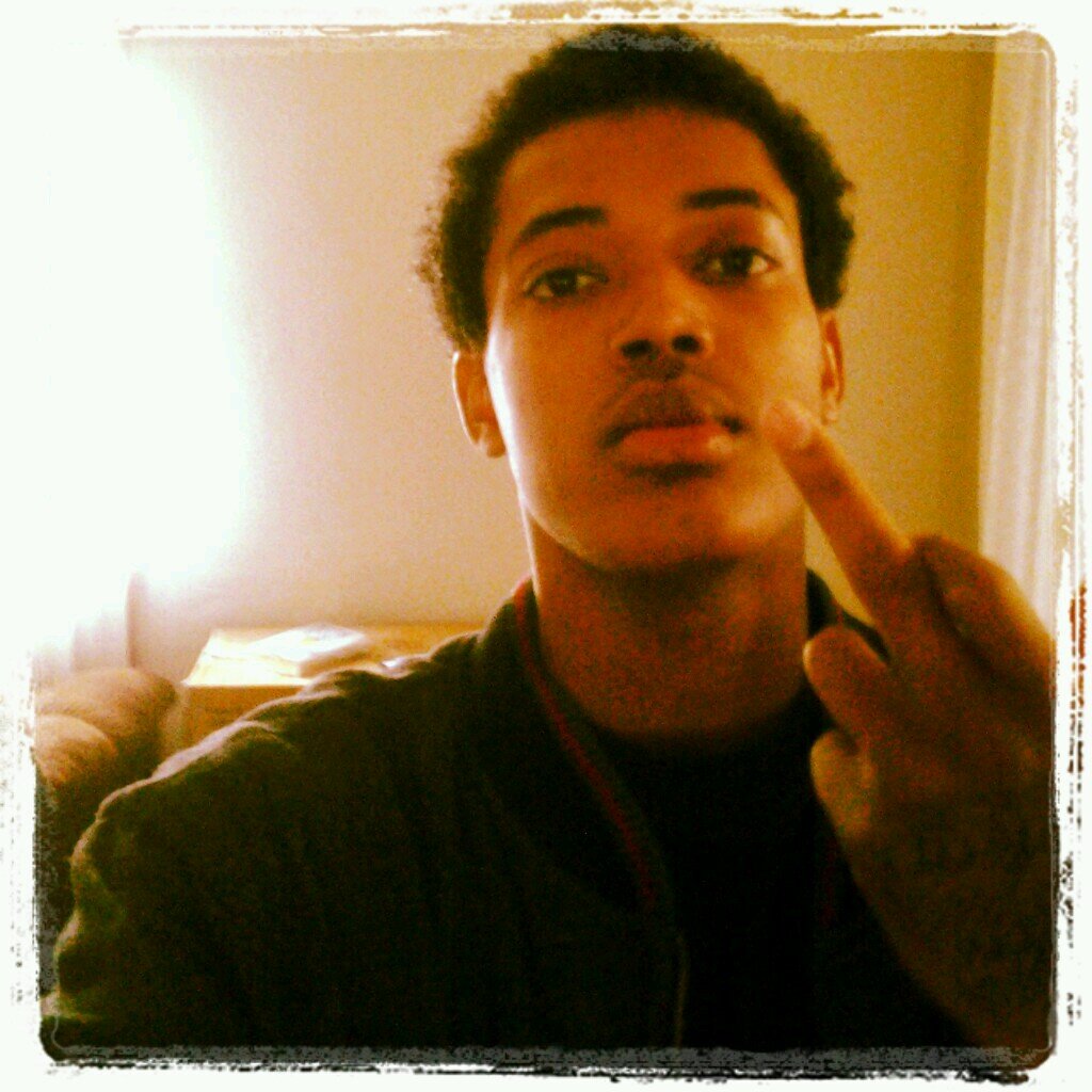 A Real Nigga That's Trying To Come Up Like The Opposite Of Down  #Family Over Everything $$$ R.I.P Pooh Pooh