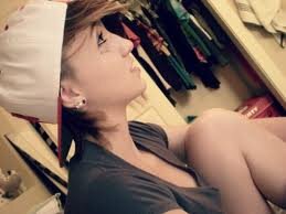 fifimillan844's profile picture. Todo es culpa de Barney, por hacernos creer que si te quiero yo, tu me quieres a mi.