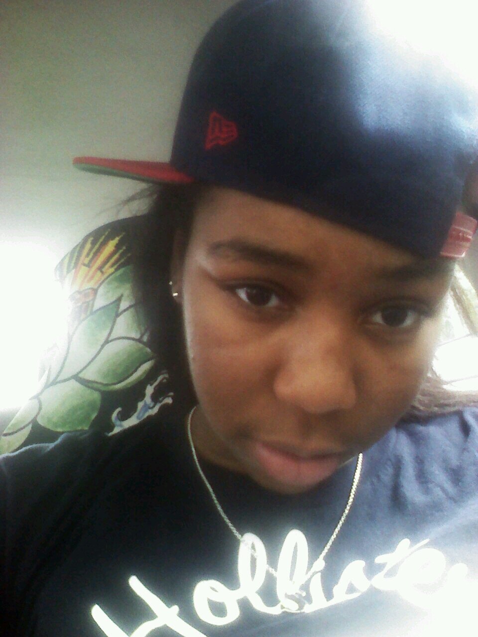 I'm da one yo girl call when u ain't hitting it right