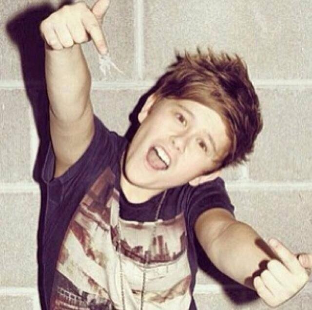 I LOVE REECE MASTIN FOREVER AND ALWAYS 3 xx !!!!!!!!!!!!! lil rockers