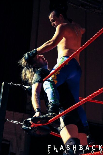 26, Married, Daddy!! Wrestler with AWW, love Rock music. Current favourite band is Shinedown. Rather a passionate person. Running out of characters for this now