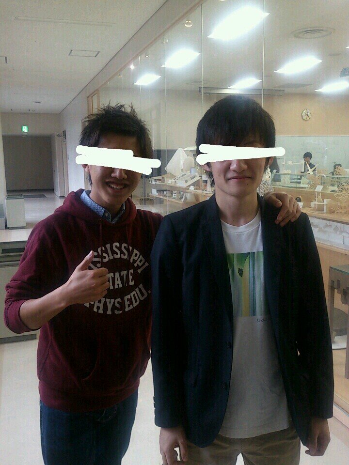 日常にあるきびしいことをtweetします                                    １きびしい＝タンスの角に小指をぶつける
