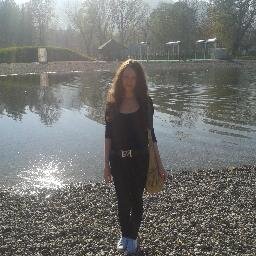 This is my new twitter profile ... my old profile is @Lejla1dlover ... :D 
Follow me I follow back .. DIRECTIONER