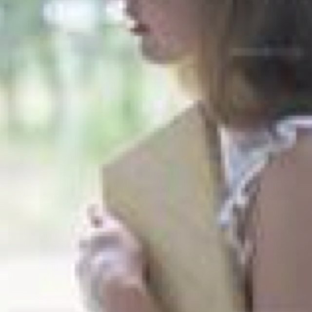 wholenewword526's profile picture. 恋愛小説から珠玉の言葉を引用して紹介していきます。botじゃないのでメッセ、DMたくさんください。RTも大好物です。よろしくです。 #話恋愛小説