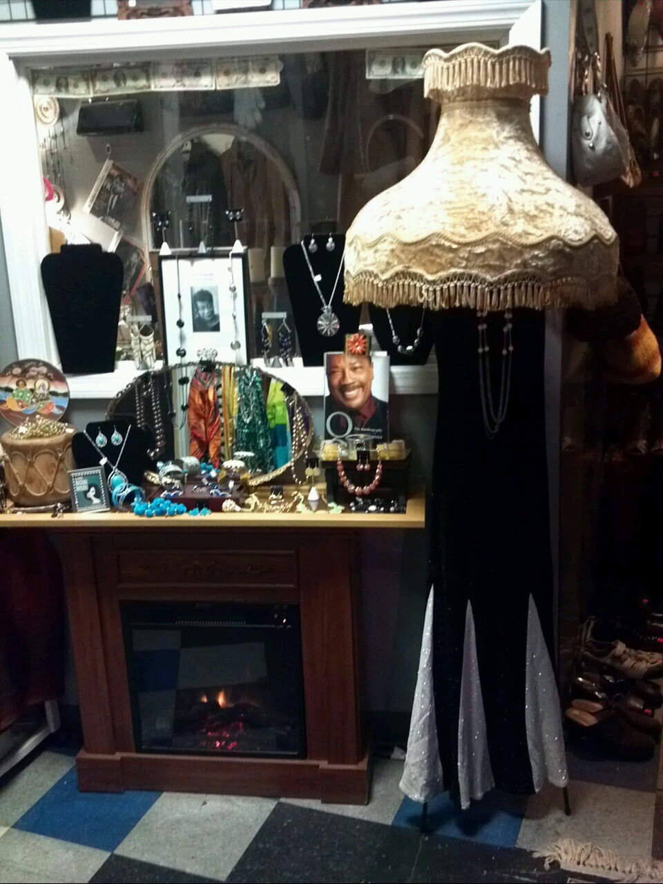 Harlem's hidden Vintage Shop with a Touch of Old School Flavor....