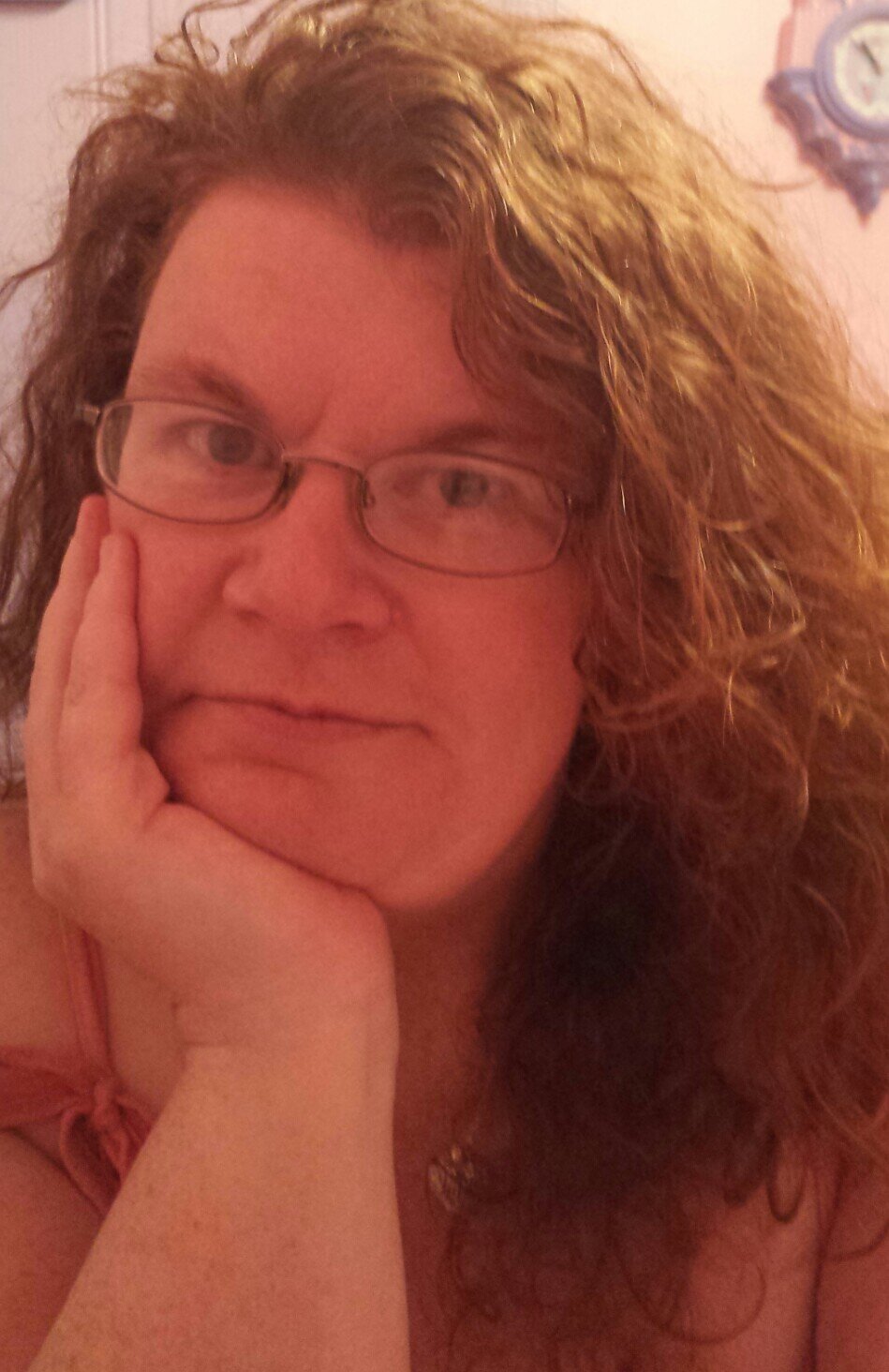 Hobby Photographer, Jewellery Designer Needle-crafter.  
If I get any spare time I like reading all kinds of books.