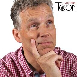 Toon van ‘t Hart is vocalist en tekstdichter. Hij brengt Nederlandstalige muziek vanuit het hart.