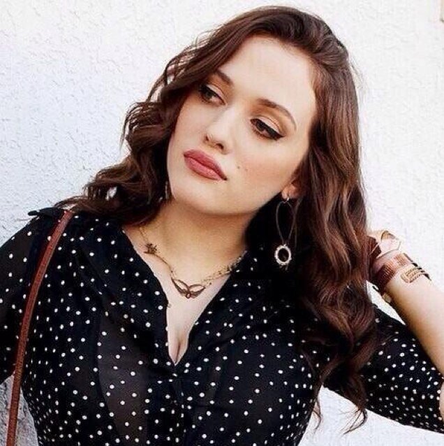 Darcy Lewis, queen of the tasers and intern to the God-lovin' astrophysicist, Jane Foster. I'm @OdinsFirstBorn's master. [Marvel RP]