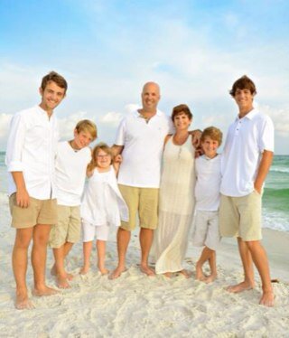 family_morris Profile Picture