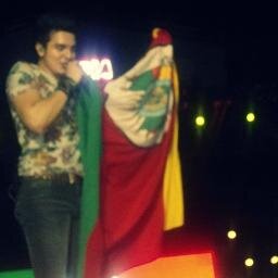 Não é fácil ficar longe mas eu sei que cada passo dado é menos um nessa estrada que um dia vai me levar até você @luansantana *---*