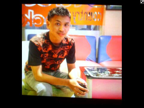 andidwi58's profile picture. 