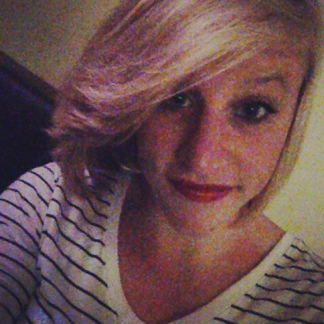 EmilyWhiteRice's profile picture. 