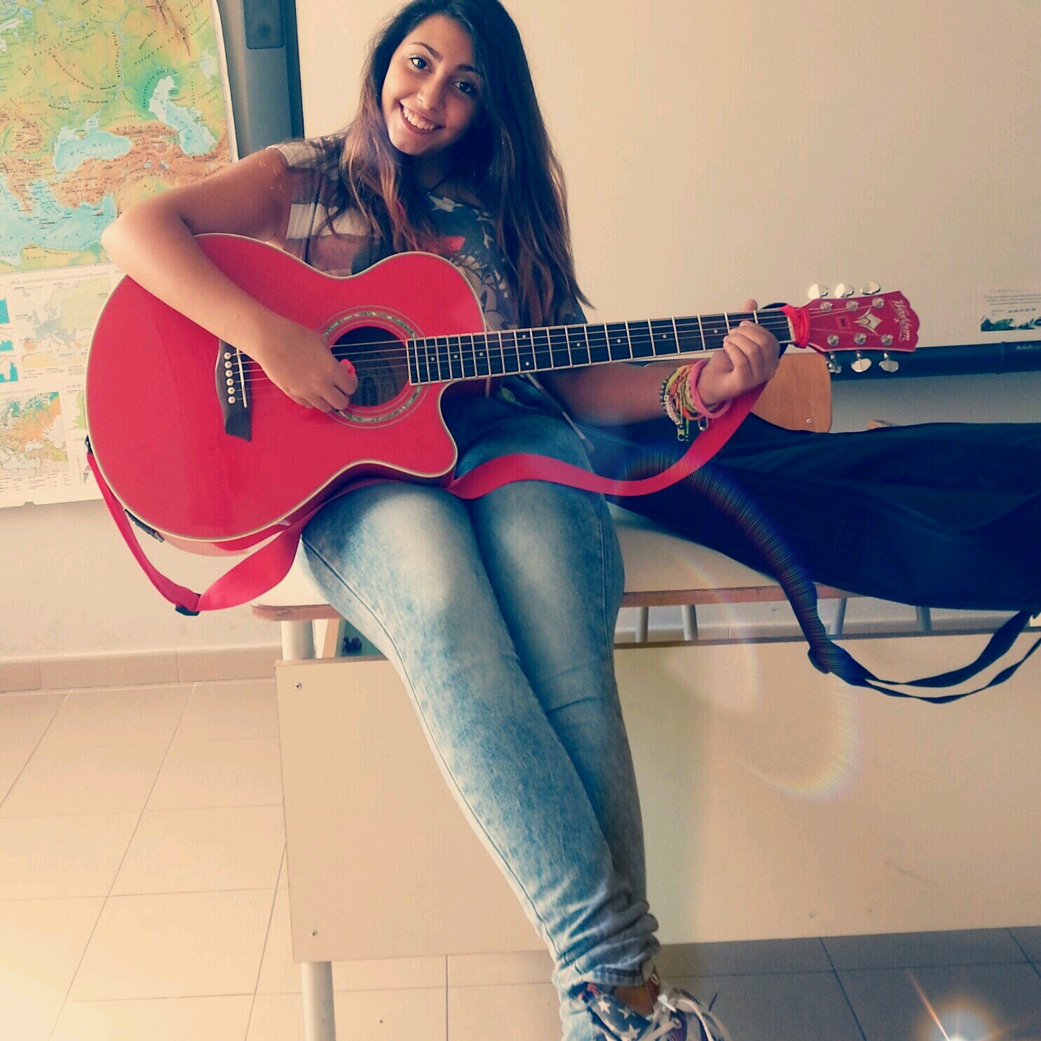 Hii!! I'm a Italian Directioner =3

∞ I Loνe I̲̅D̲̅ ∞