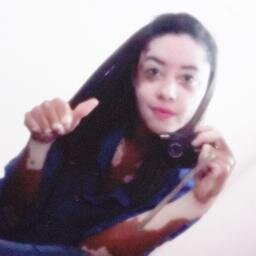menina  meiga  abusada ,carinhosa,brincalhona .. e muito chata