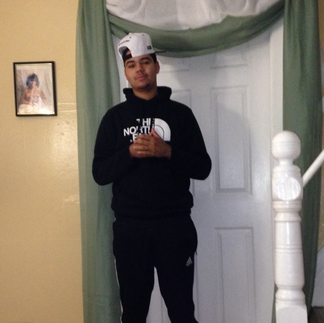 henry_x5 Profile Picture
