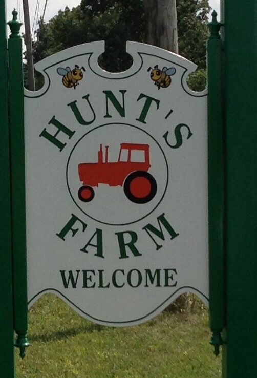 A first generation farm striving to deliver the best organic & natural food to our customers.