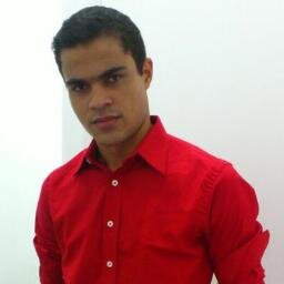 Amante da Vida e Aprendiz Dela , amo A Deus e  propagador do Amor Divino !!!   :)