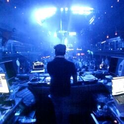 DJ / Producer based out of Miami http://t.co/7MuNWzvJ2G / http://t.co/I9KVCpLuY0 | for booking info@albertday.com