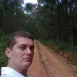 Sou thiago maciel piloto administrador empresario de conflitos empresariais e consultor financeiro de falecias . Sou cristão protestante, gosto de esportes .