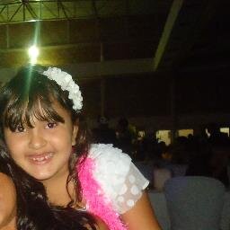 É incrível como teu sorriso faz meu mundo feliz