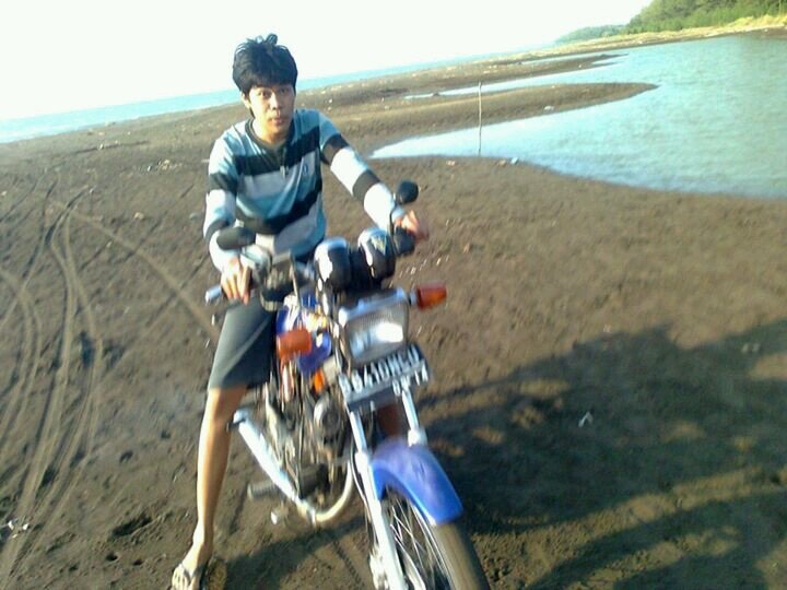 ahmadmaarif_3 Profile Picture
