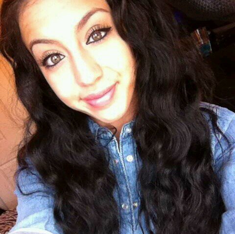 18	| Hawaiian European and Spanish |	 Beautiful $ |	College girl ;)