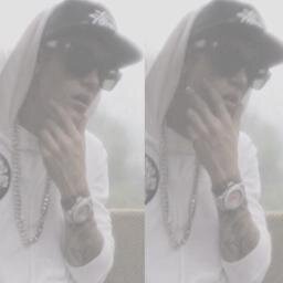 holiiiiiiiiiii, este es un free follow, sigueme en @justnxcyrus [pide follow back- no personales] [Hazlo por la Nutella]