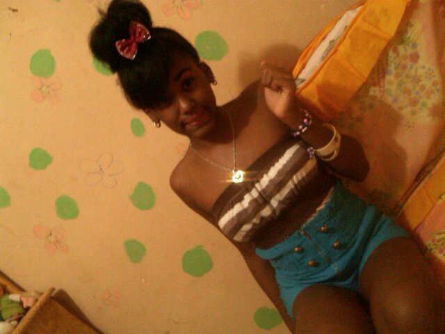 nO me Gustan La Gente enviidiOsa,Soii mUii Chevere,HaqOh Coro cn ToO El MundO... Sigueme Y te SiiqOh!!