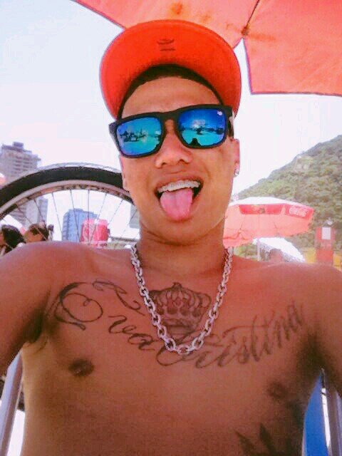 Karen Silva Te amooo 3 

facebook..https://t.co/cBaou3kdFq