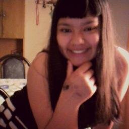 Sonreir solo y por placer♪