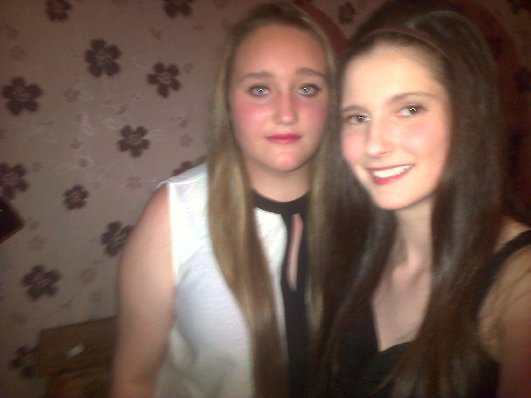 Names Norma, I'm 16, Follow me and I'll follow back :)