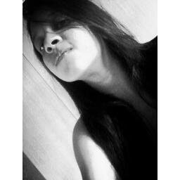 '-  σ sεgrεdσ é vivεr ε dεixαr αcontεcεr (:


Facee : http://t.co/8SX85C5gdK