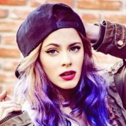 experta en el colegio y amo a tini!!!!