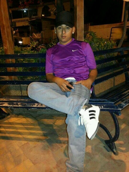 babysaul360's profile picture. TU Y YO....... FUMANDONOS UN GRIFO NO SE PIENSALO