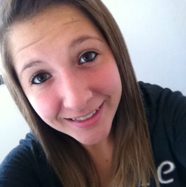 Hey(: I'm Julie,Total directioner, singer and playing the guitar and cello. I love Softball, and it is my way of life(: I will follow back. Love You all. xx