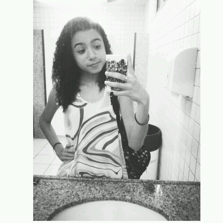 legionaria, soader, narniana, 15 anos, otaku :3 :3 .. segue lá no insta @teka_nishimaro
