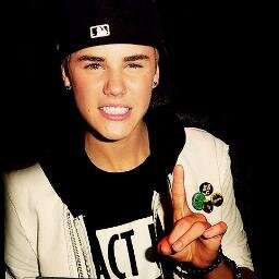 Itssssss misú ✝. Chilean. MIAMI. ✝belieber✝
12noviembre, 15octubre.