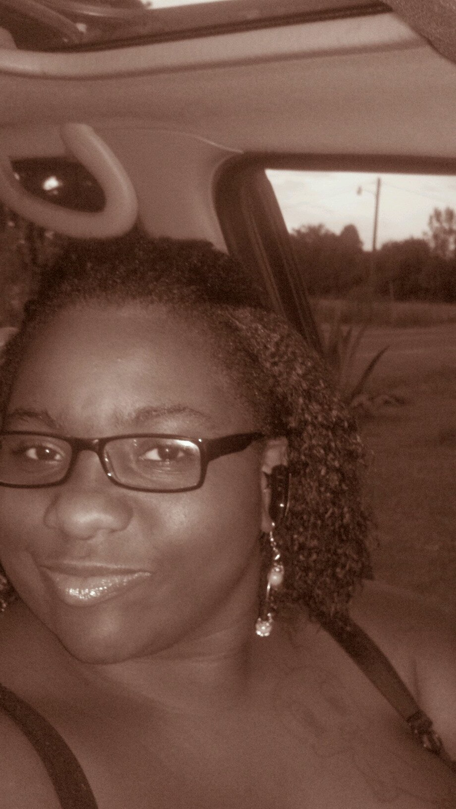 Duh Name Iz Ashley Go By Bootise♡♥♡♥♡♥♡ In Relationships With Mr. Ellerby Not Dwn For Duh B.S Really Dnt Have Tyme For Dat Too Grown 4 Dat But Hyt Meh Up》♡♥♥♡♡