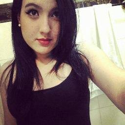 I'm the perfect little to you ;