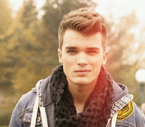 joshedgdr's profile picture. Just close your eyes and smile. You look beautiful.