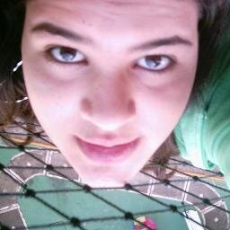 Sonhar, nunca desistir
Ter fé, pois fácil não é e nem vai ser
Tentar até se esgotar suas forças