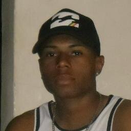 #Nunca cruze os braços para a vida,pois o maior homem do mundo morreu de braços abertos!!!