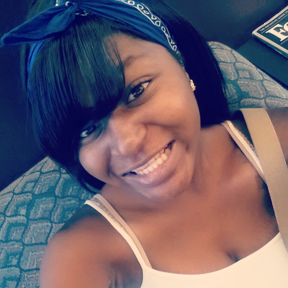 Pretty, Fun, Goofy . Follow me I follow back (;
#FreeMyBigBrother(: Stride for the BEST , and let nothing get in your way . GODISGREAT
  - instagram : rundmp_